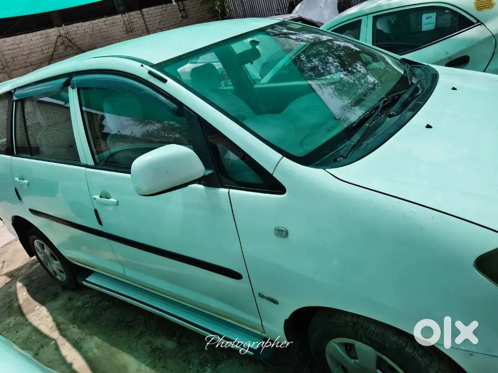 Toyota Innova Diesel 2.5 2012