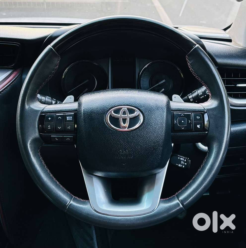 Toyota Fortuner Legender 4x4 At 2.8, 2024, Diesel