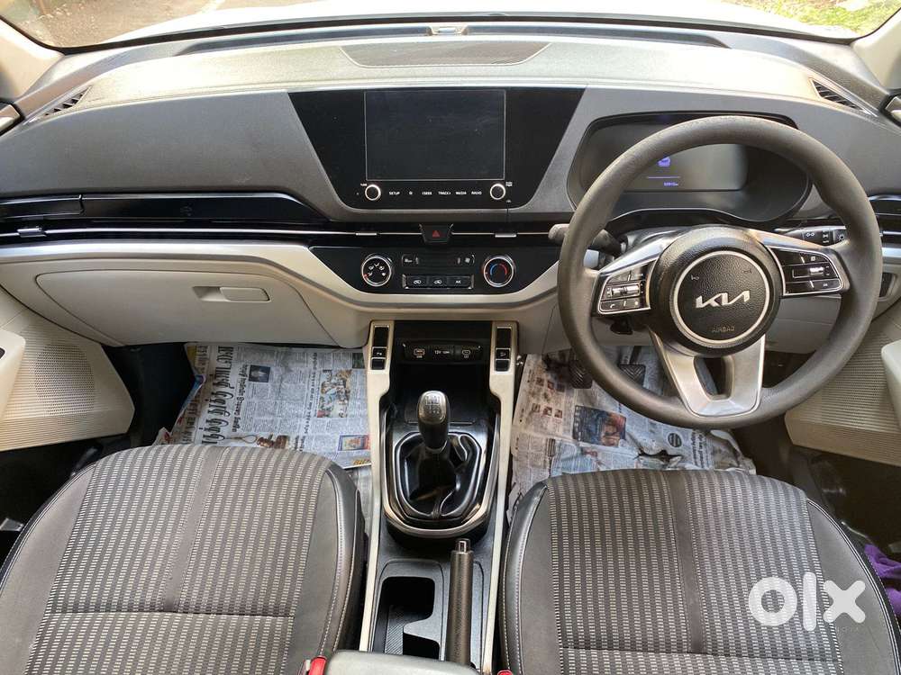 Kia Carens 1.4 Prestige Turbo 7 Str, 2023, Petrol