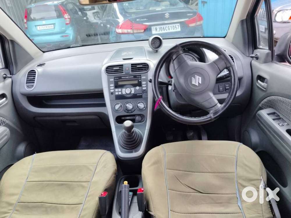 Maruti Suzuki Ritz Vxi, 2013, Petrol