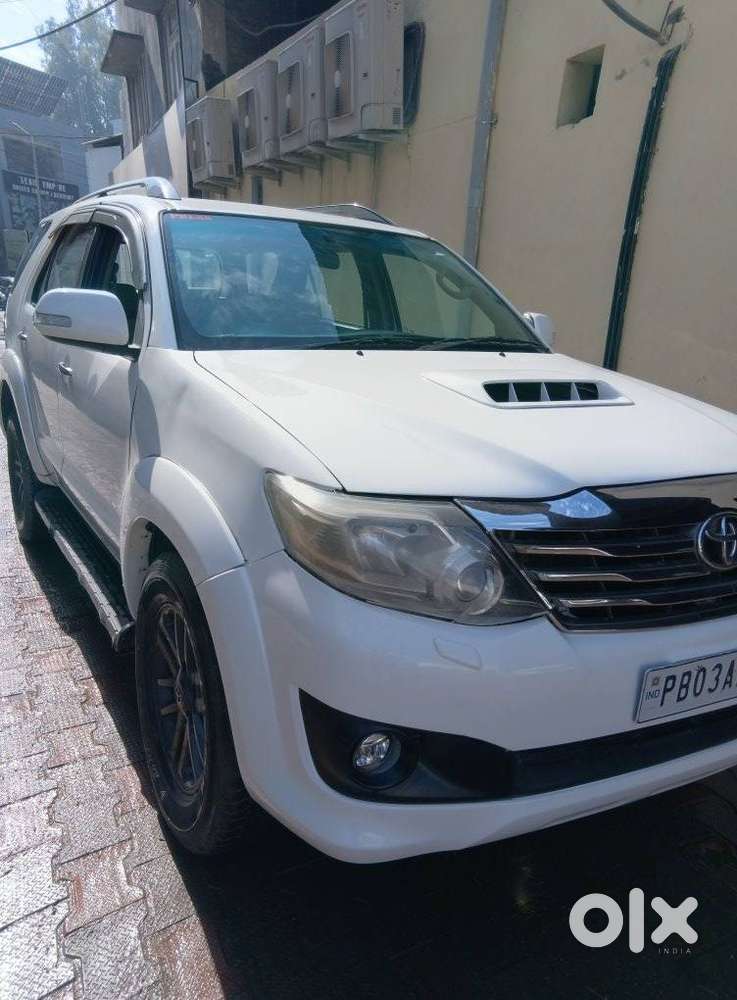 Toyota Fortuner, 2014, Diesel