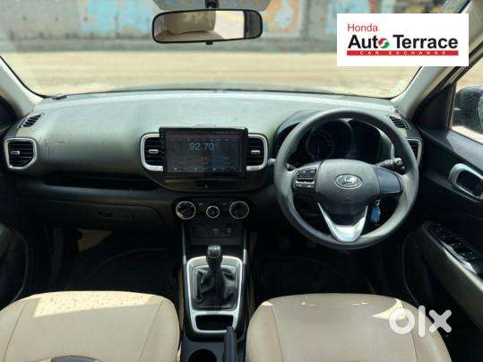 Hyundai Venue 1.2 S Plus, 2020, Petrol