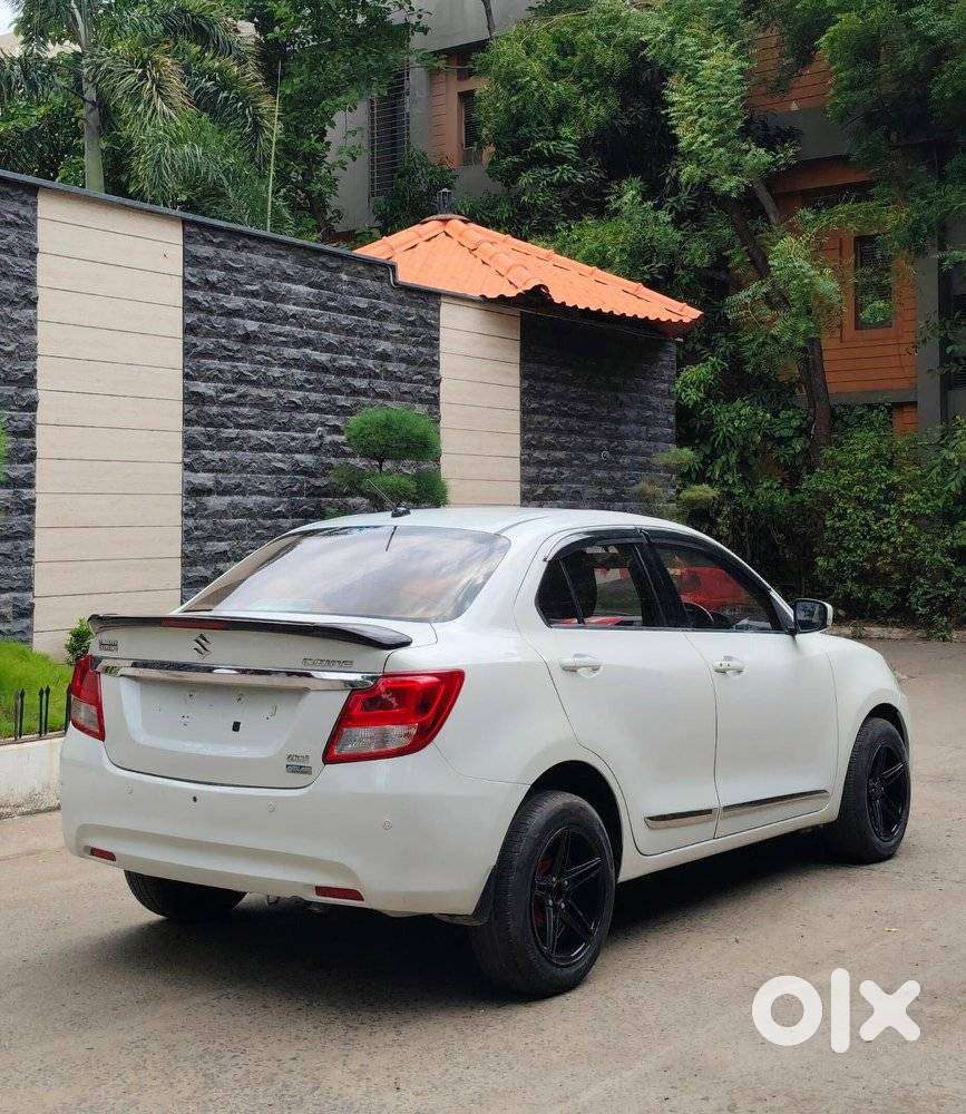Maruti Suzuki Swift Dzire Amt Zdi, 2017, Diesel