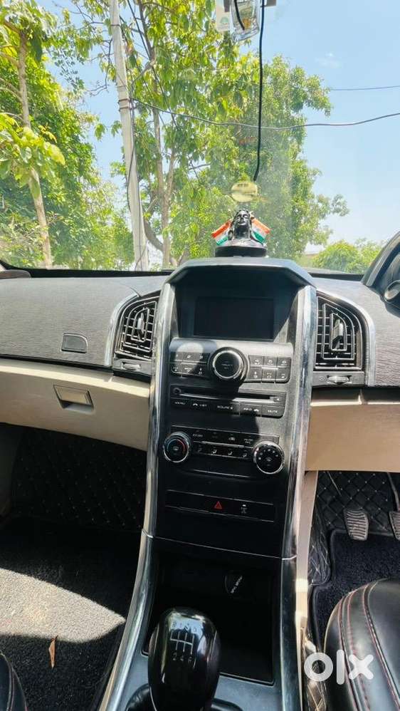 Mahindra Xuv500 2018 Diesel 80912 Km Driven Well Maintained