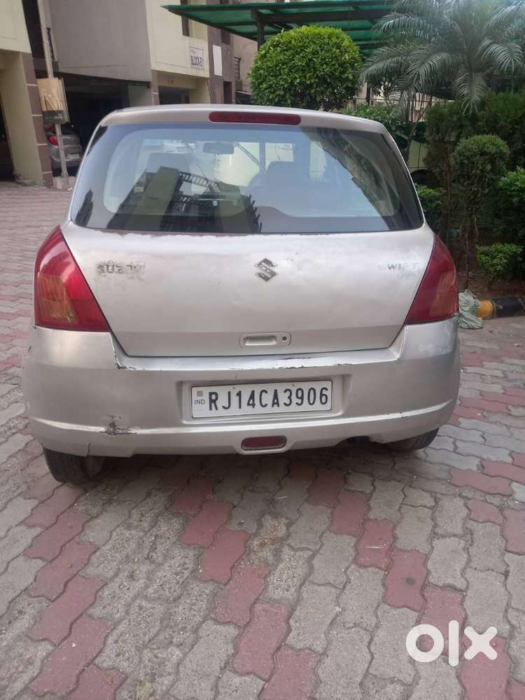 Swift Vxi Petrol 2005