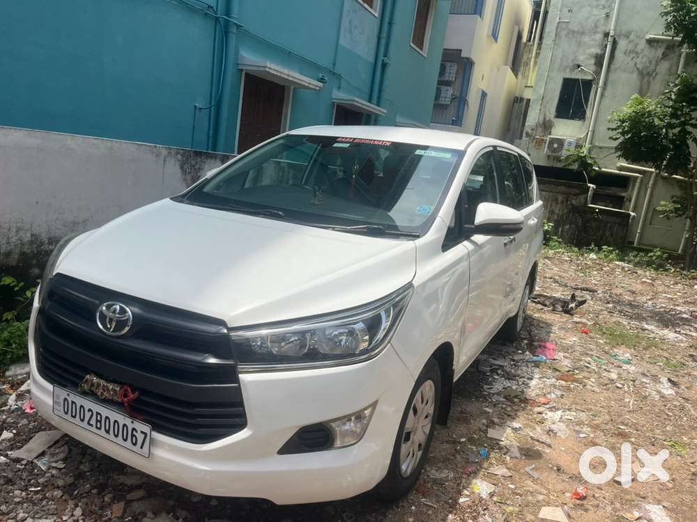 Toyota Innova Crysta 2021