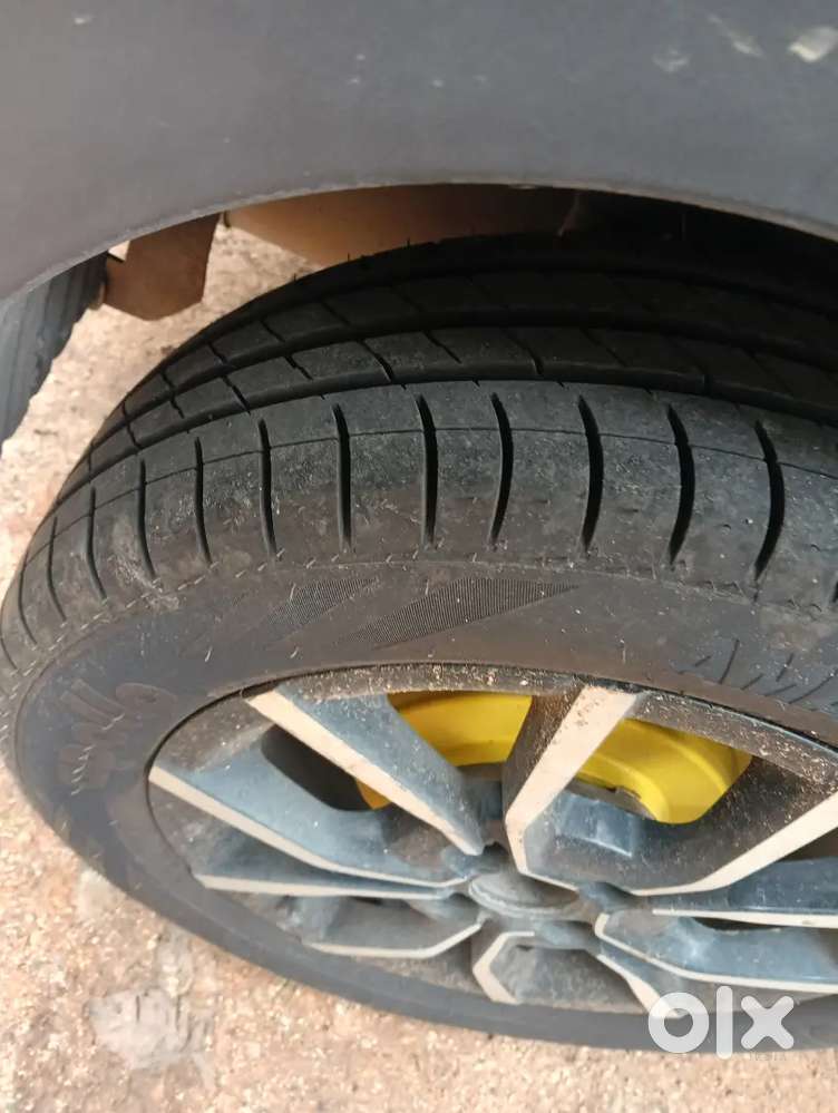 Mahindra Kuv 100 2018 Year. New Tyres