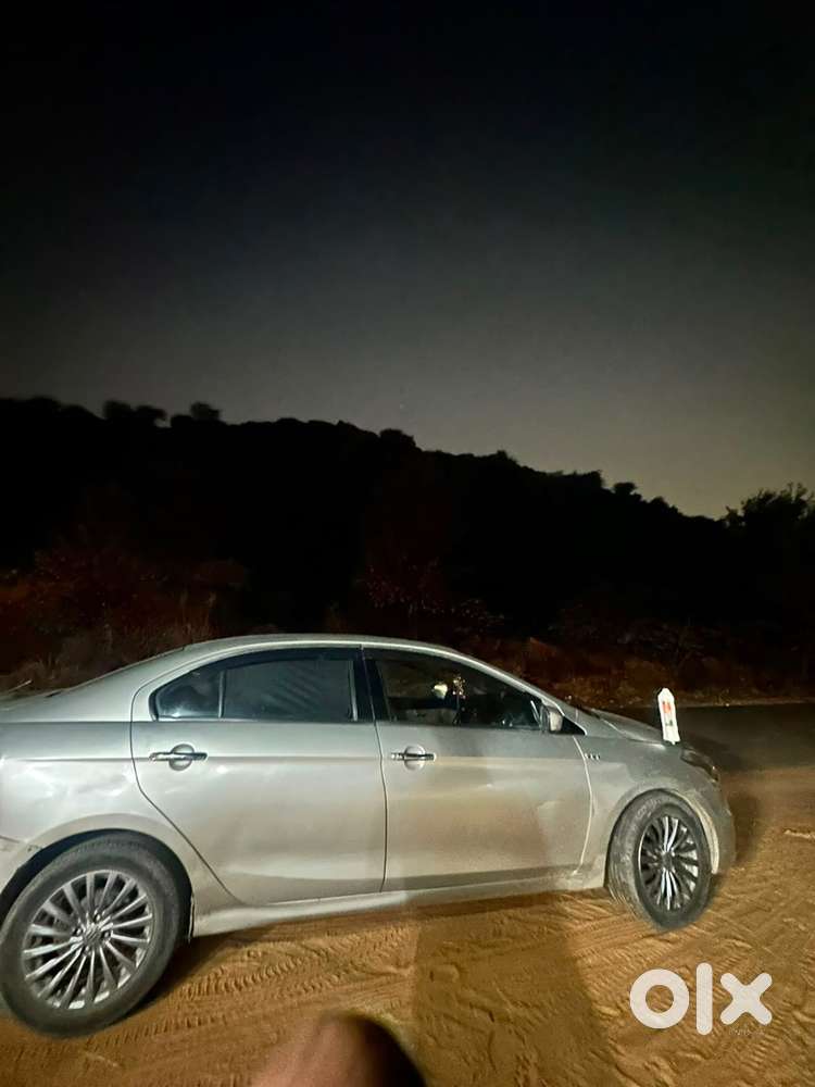 Maruti Suzuki Ciaz Zxi+ Petrol 2015  76,000 Km  2nd Owner