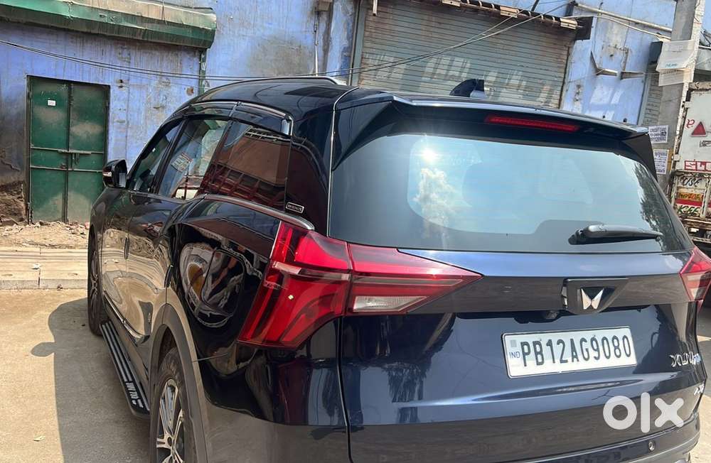 Mahindra Xuv700 Petrol 2021