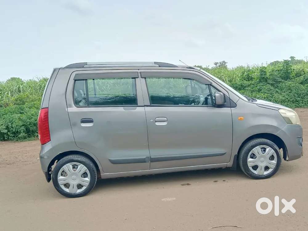 2nd Maruti Suzuki Wagon 2014 Petrol Cng Sequence Vxi Top