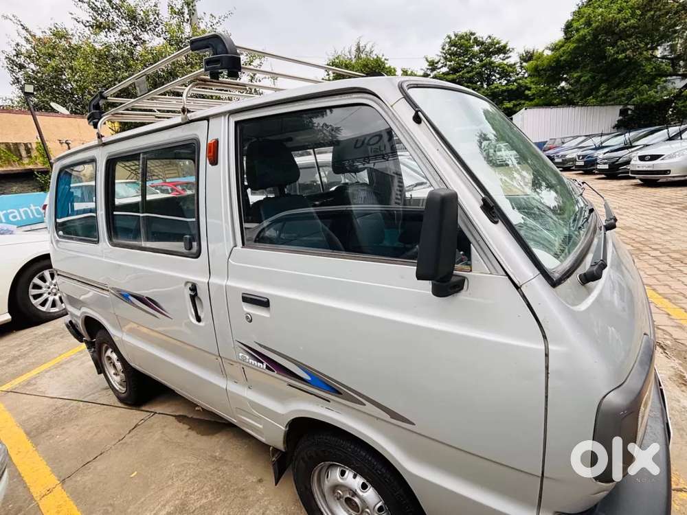 Maruti Suzuki Omni 8 Seater Bsiv, 2011, Petrol
