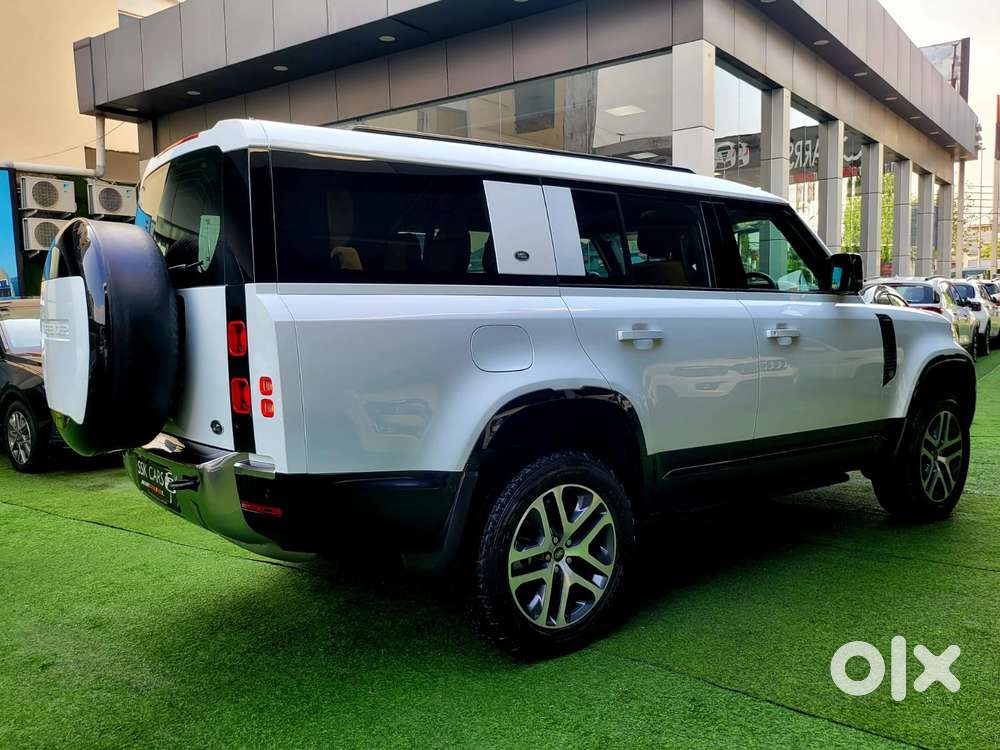 Land Rover Defender 3.0 L 130 Hse, 2023, Diesel