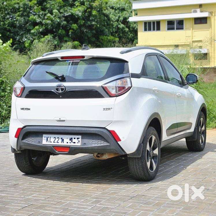 Tata Nexon 1.2 Revotron Xza Plus (o) Amt, 2019, Petrol