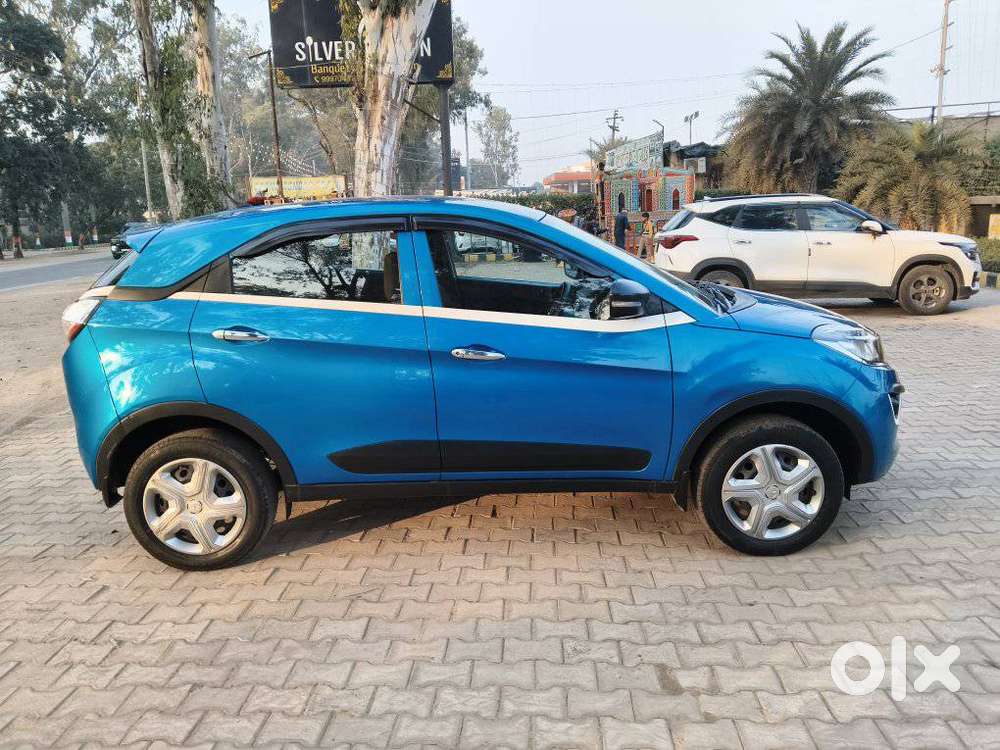 Tata Nexon, 2019, Petrol