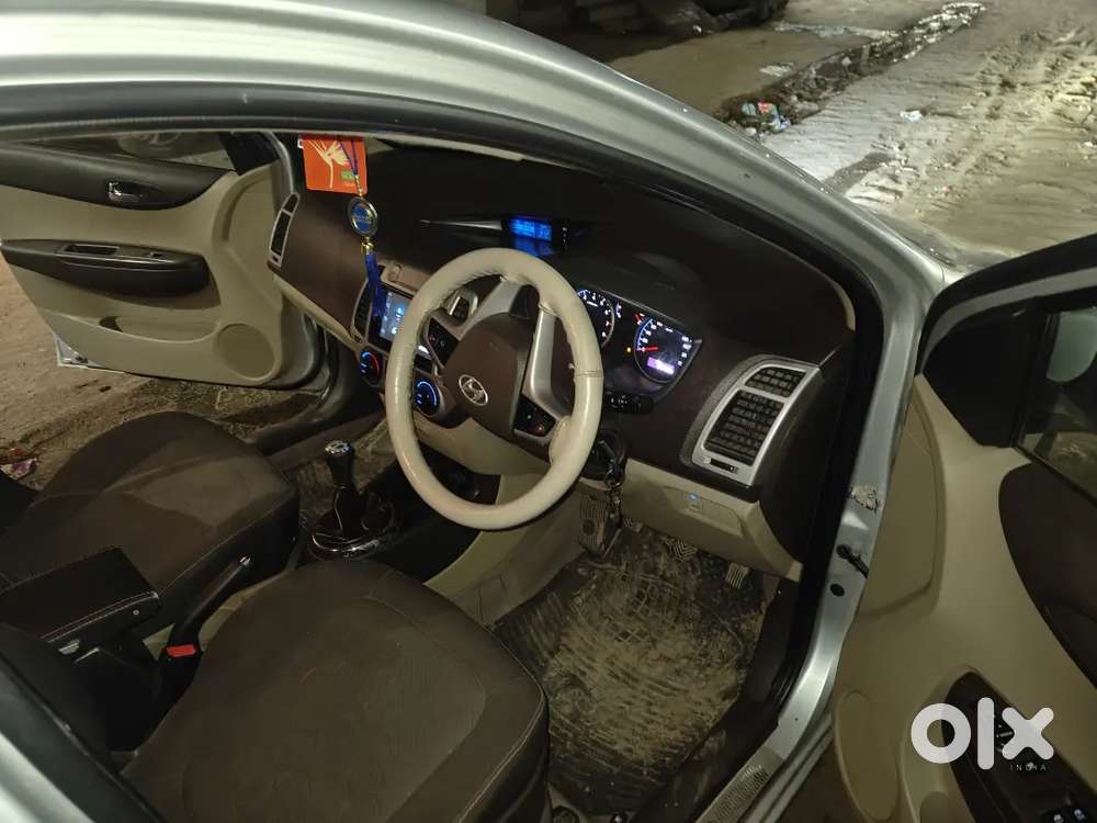 Hyundai I20 Sportz 2011