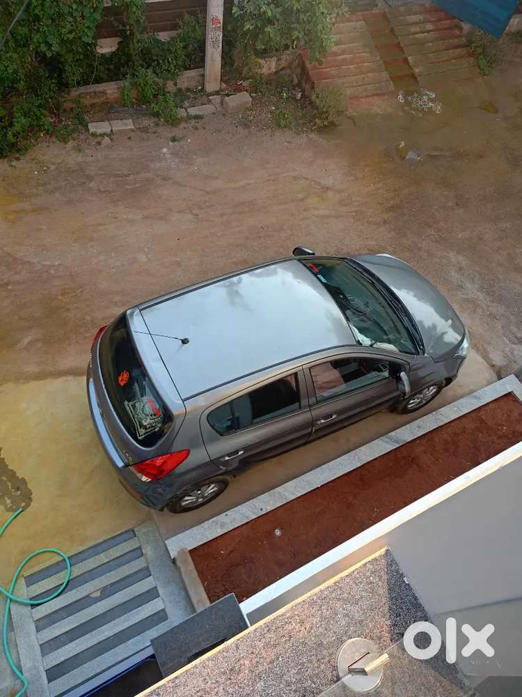 Hyundai I20 Sportz 2012