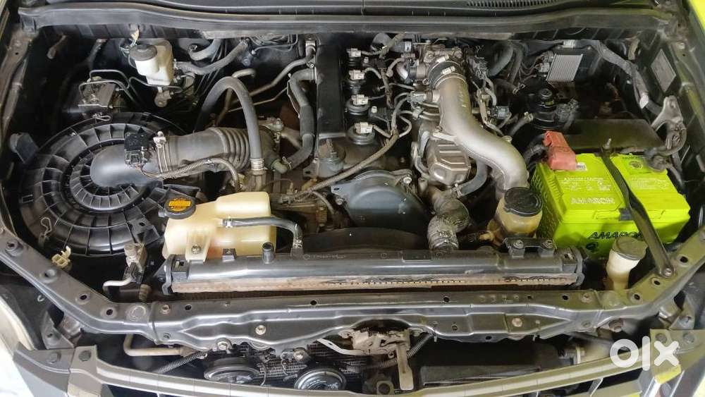 Toyota Innova 2.5 V 8 Str, 2015, Diesel