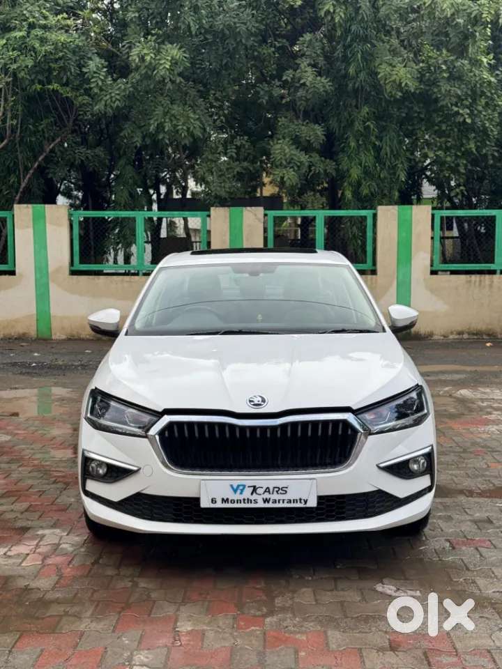 Skoda Slavia Style 1.0l Tsi At, 2022, Petrol