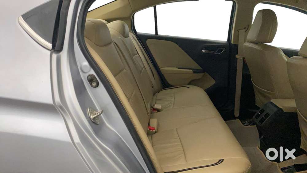 Honda City 1.5 V 5th Gen I-vtec Mt, 2022, Petrol