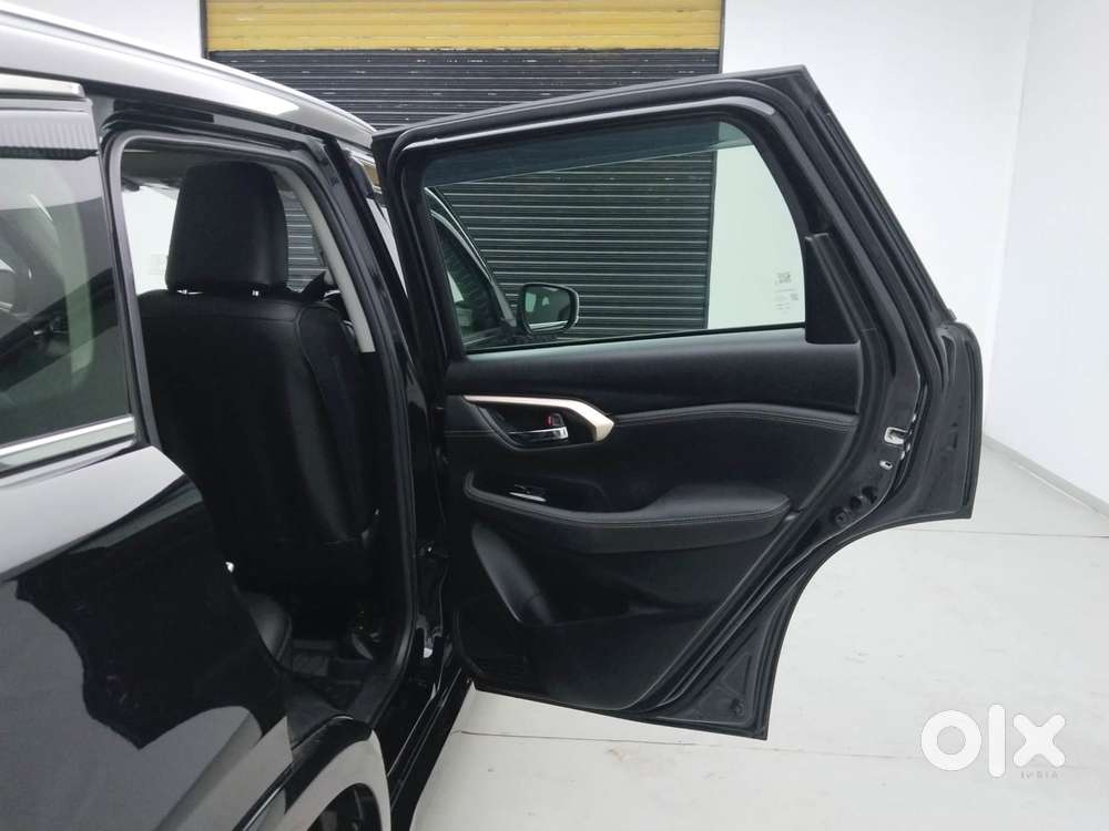 Maruti Suzuki Grand Vitara 1.5 Zeta Plus Intelligent Hybrid Ecvt, 20..