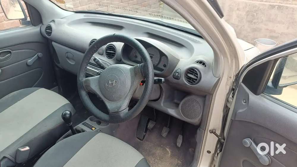 Hyundai Santro 2009 Petrol 65000 Km Driven First Owner All Original