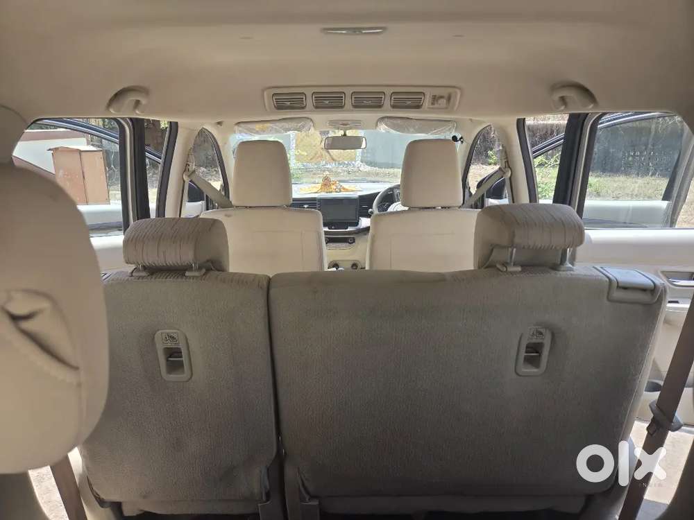 Ertiga Smart Hybrid Zxi