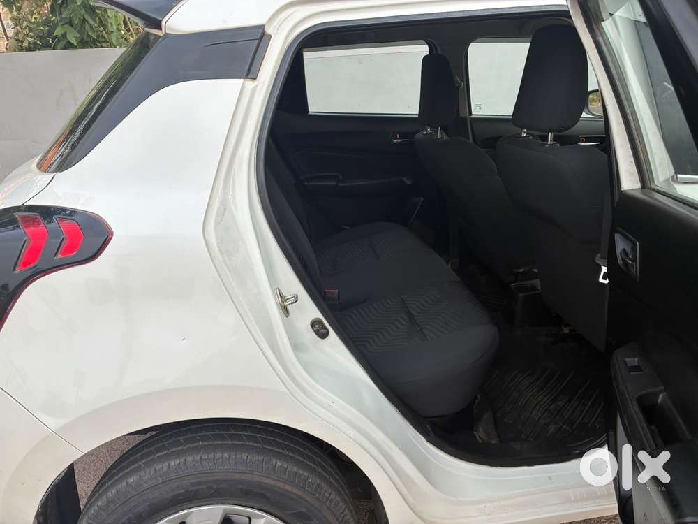 Maruti Suzuki Swift Vxi + Manual, 2019, Petrol