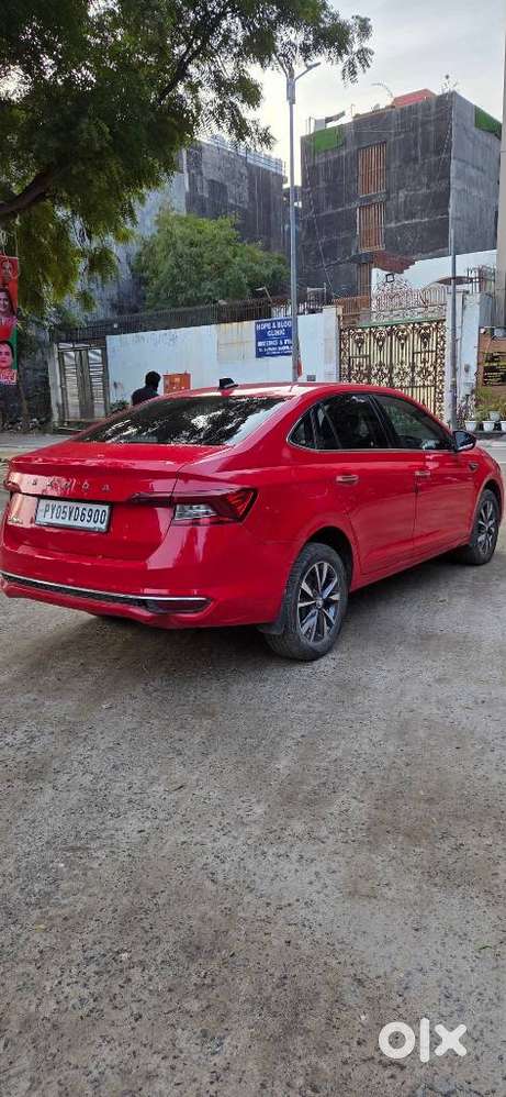 Skoda Slavia 1.0 Tsi Style, 2023, Petrol