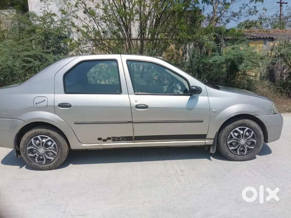 Mahindra Logan 2008 Petrol 87000 Km Driven