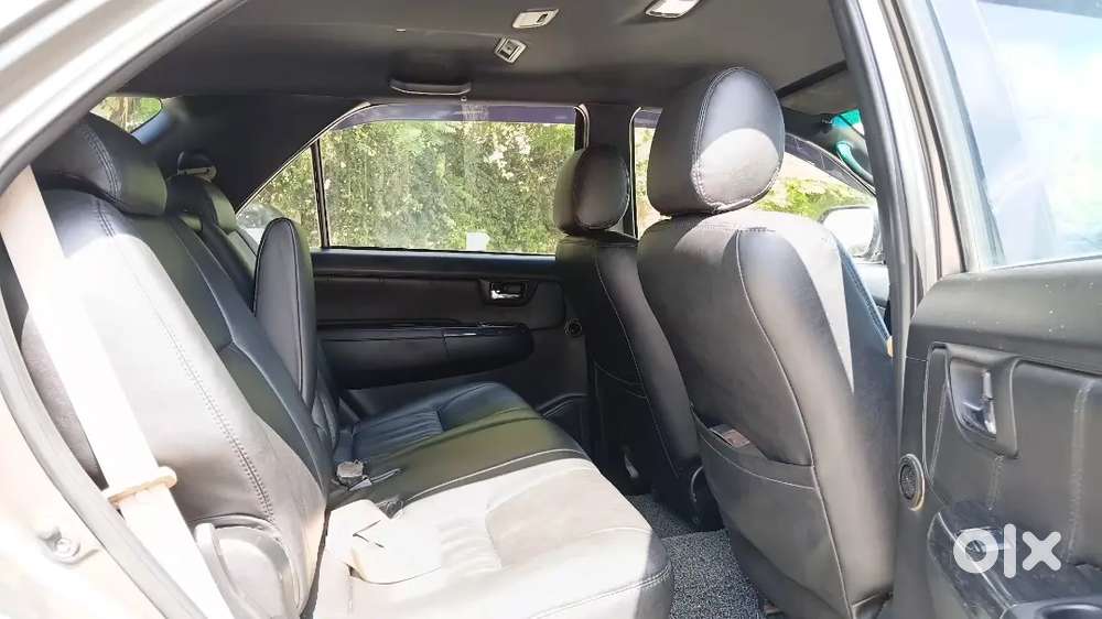 Toyota Fortuner 4x2 Automatic