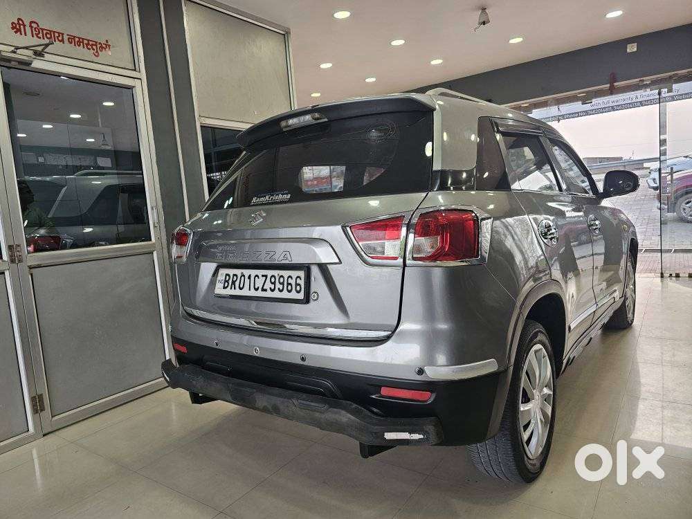 Maruti Suzuki Brezza Vxi At, 2016, Petrol