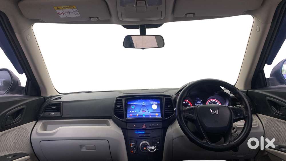 Mahindra Xuv300 W4, 2023, Petrol