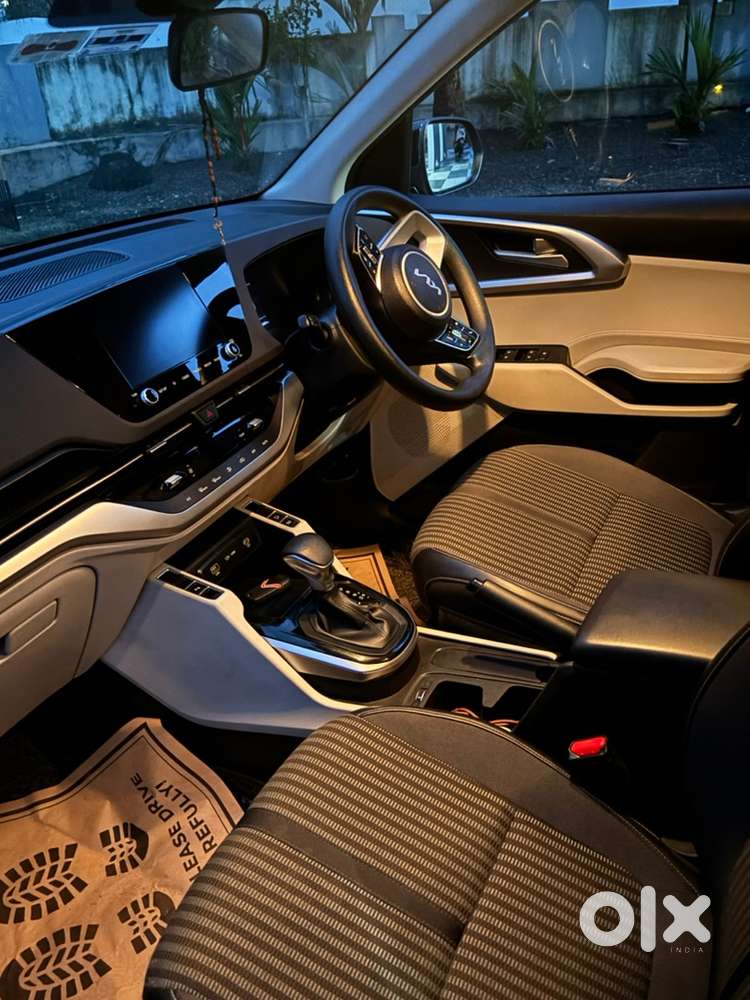 Kia Carens 2023 Model