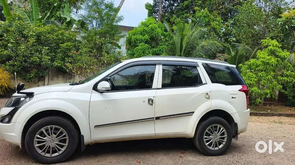 Mahindra Xuv500 2017 Diesel 174000 Km Driven