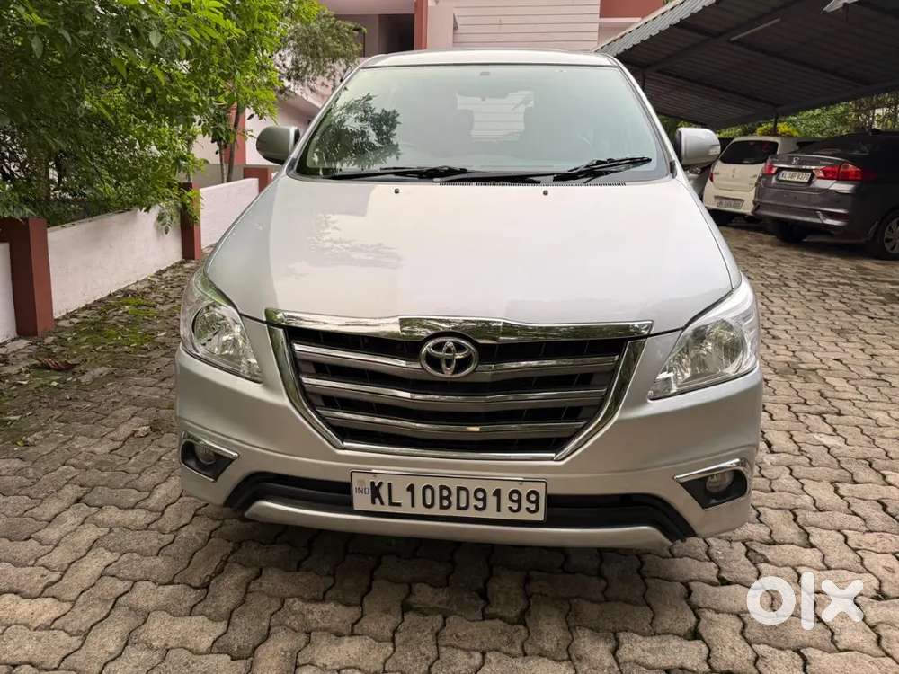 Innovag4 7seater,re Registered,210000km,3owner,price 735000