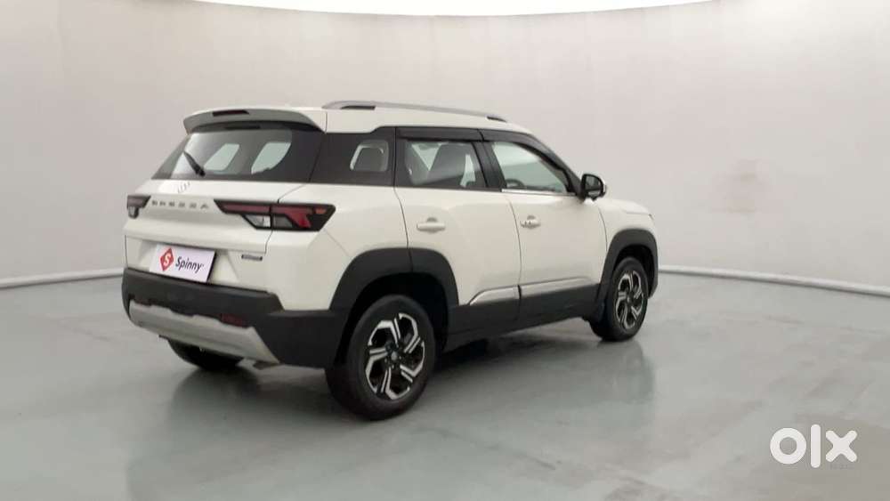 Maruti Suzuki Brezza 1.5 Zxi At Smart Hybrid Dual Tone, 2023, Petrol