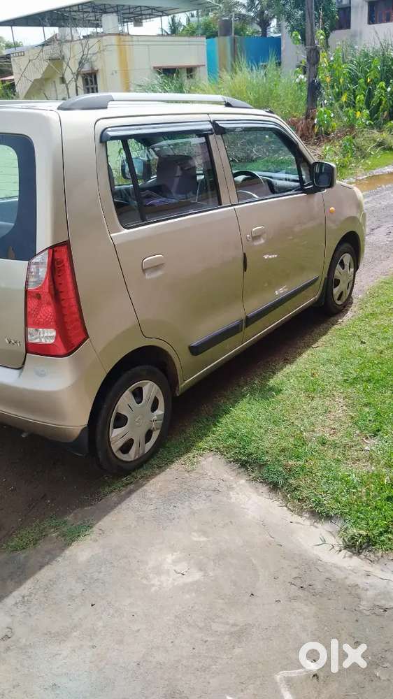 Maruti Suzuki Wagon R 1.0 2013 Petrol Vxi E Beige Colour