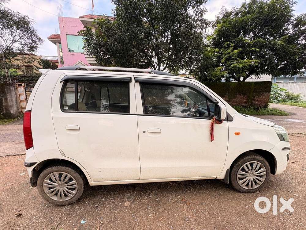 Maruti Suzuki Wagon R Vxi Well Maintained With New Tyres And Serviced