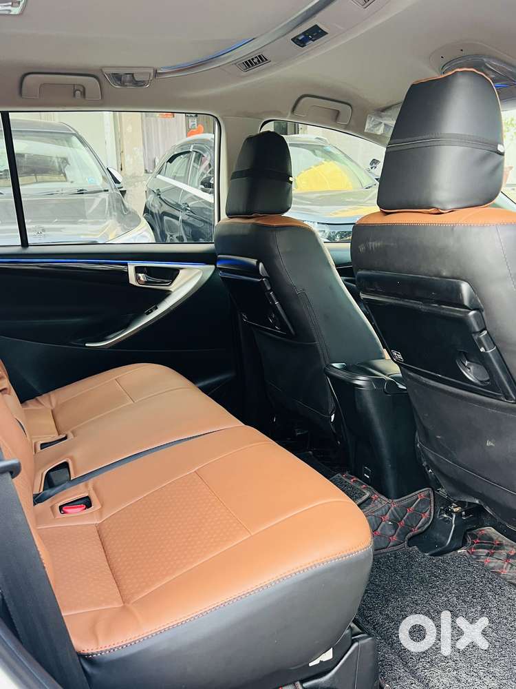 Toyota Innova Crysta 2.4 V 8 Str, 2023, Diesel
