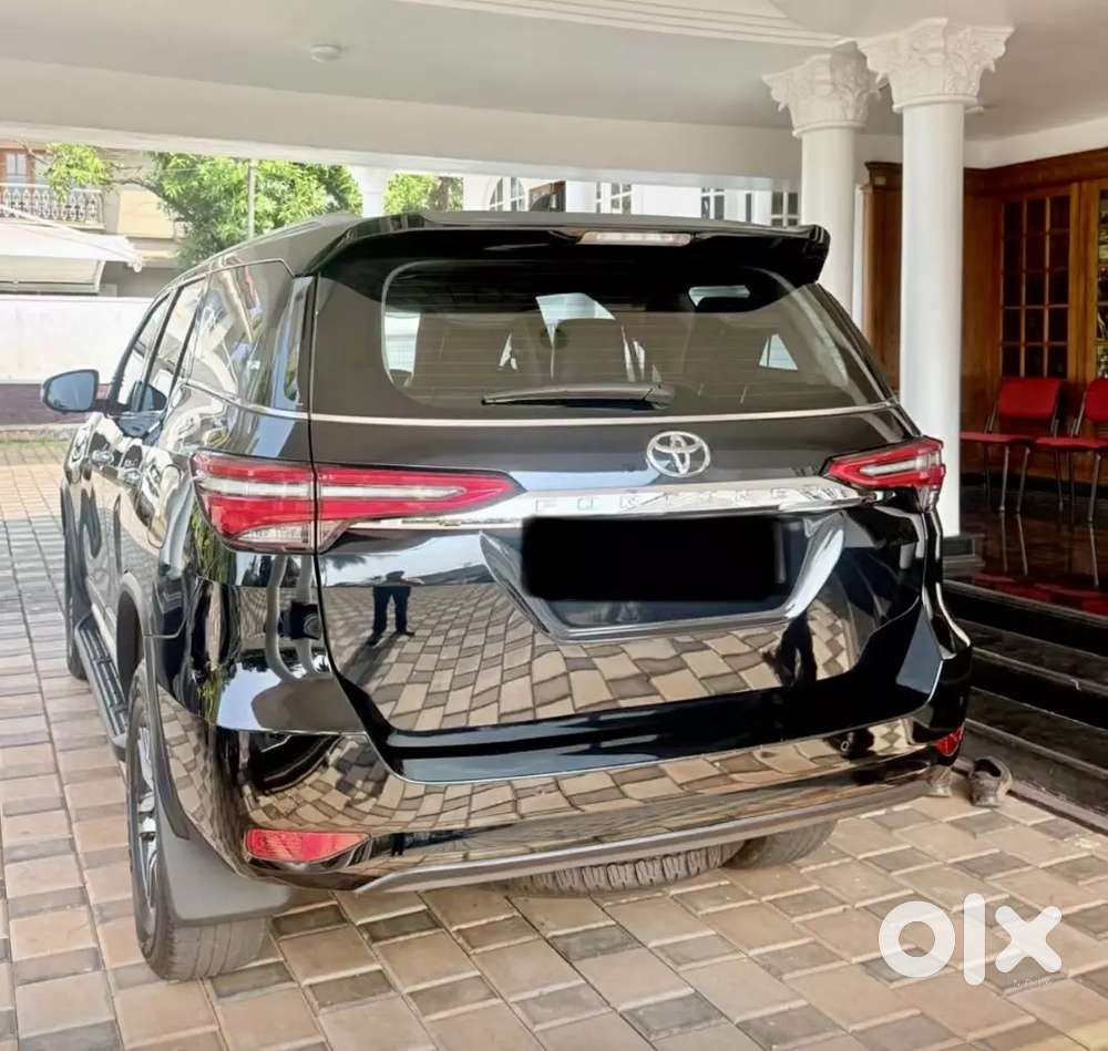 Toyota Fortuner 2023 Diesel Well Maintained