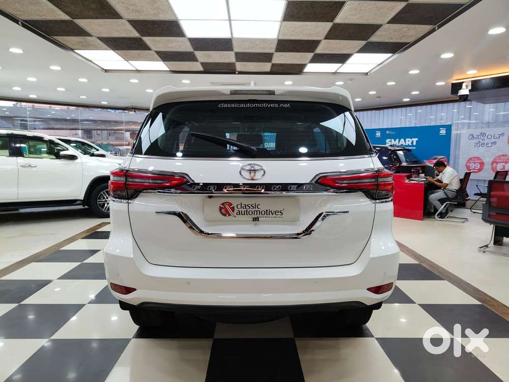 Toyota Fortuner [2021-ongoing] 2.7 2wd Petrol At, 2022, Petrol