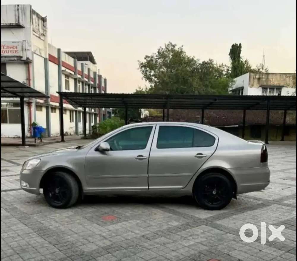 Skoda Laura 2010 Diesel 75000 Km Driven With Vip Number