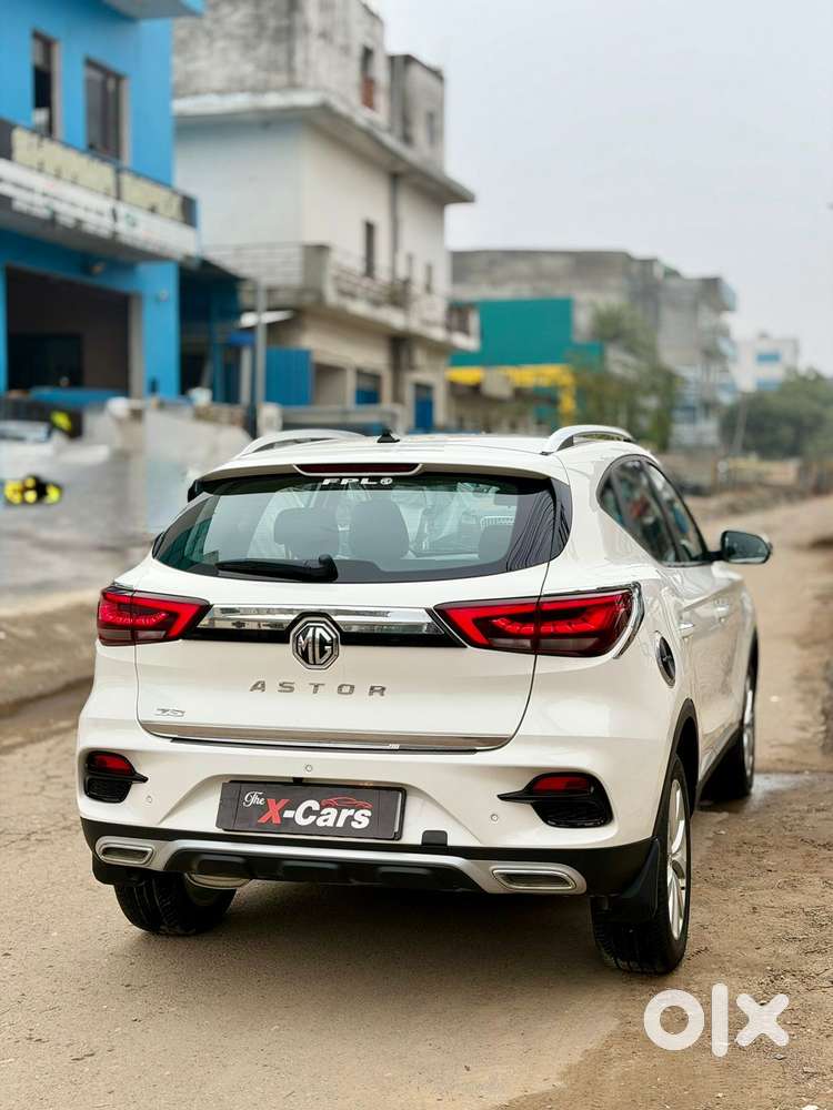 Mg Astor Zs Vti-tech Cvt Sharp, 2024, Petrol