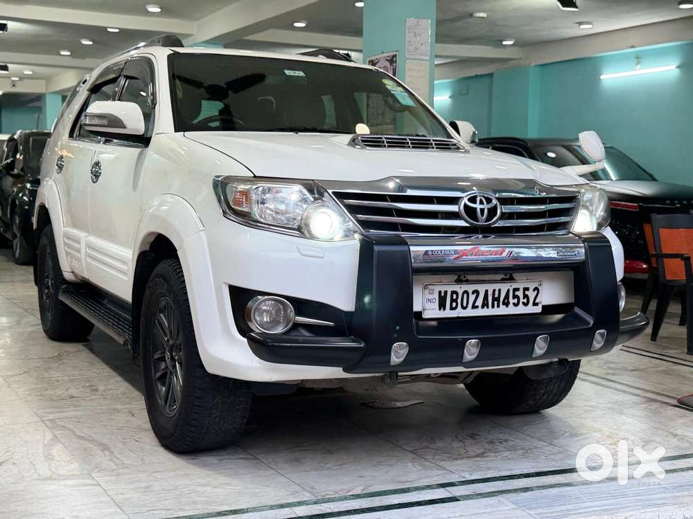 Toyota Fortuner 4x2 Manual, 2015, Diesel