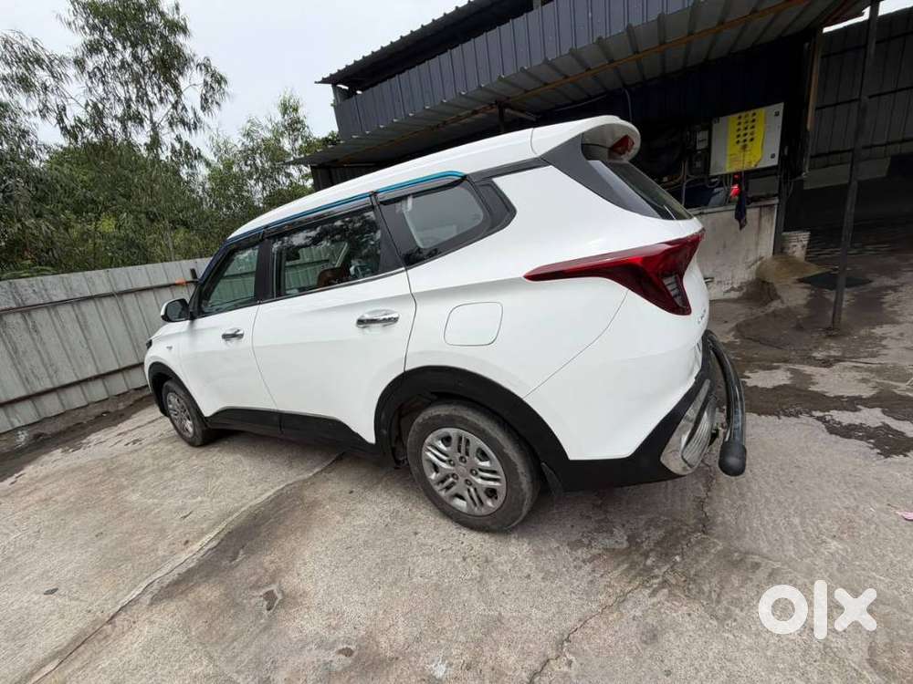 Kia Carens 1.4 Premium 7 Str, 2022, Petrol