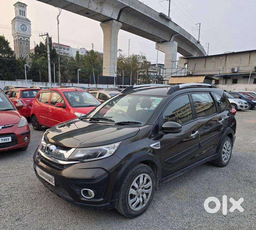 Honda Br-v I-vtec V Cvt, 2017, Petrol