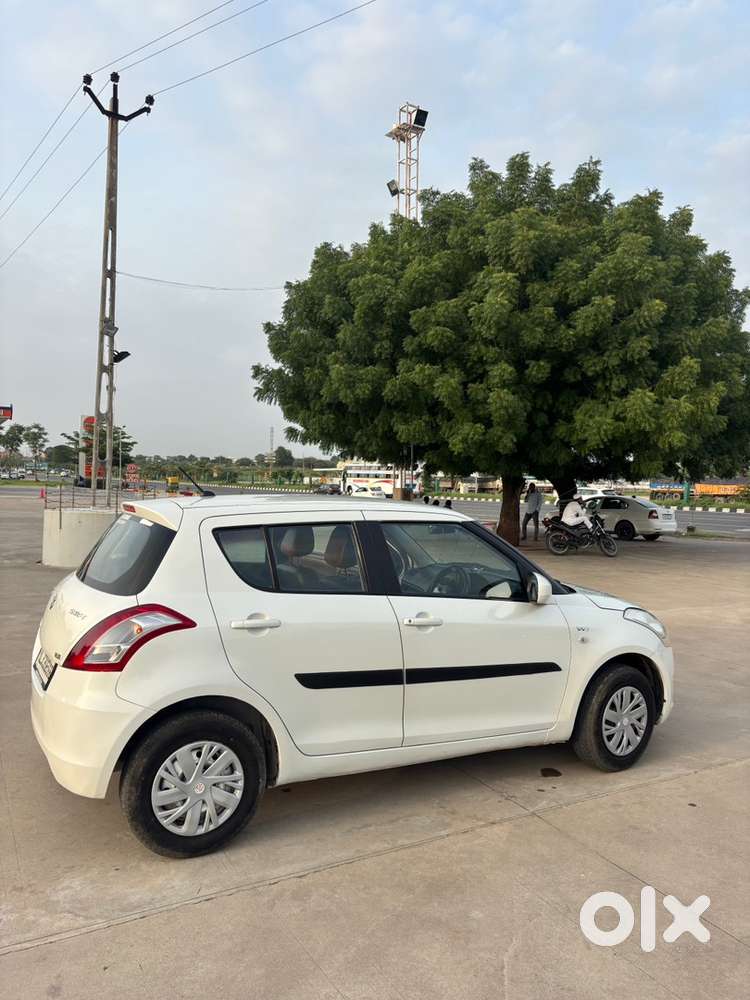 Maruti Suzuki Swift 2012 Petrol 38900 Km Driven