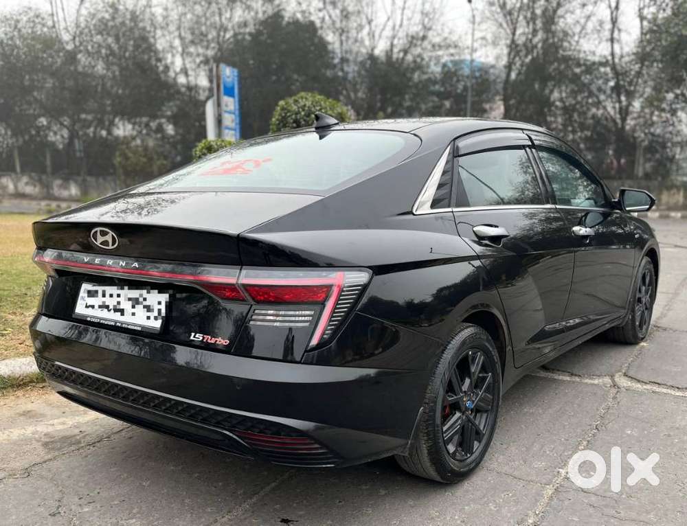 Hyundai Verna Sx (o) 1.5 Turbo Petrol Dct, 2023, Petrol