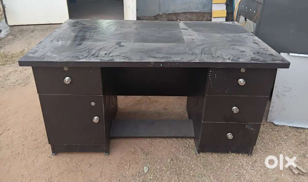 Table 5&times;4 ft size