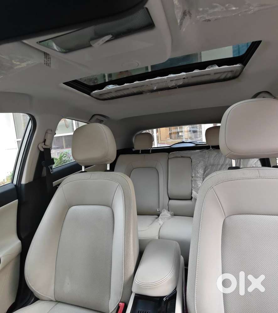 Tata Nexon 1.2 Revotron Xz Plus Premium, 2024, Petrol